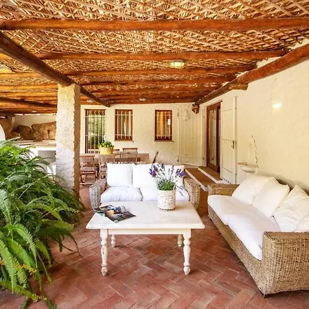 Lu Muntiggiu 12, Emma Arzachena