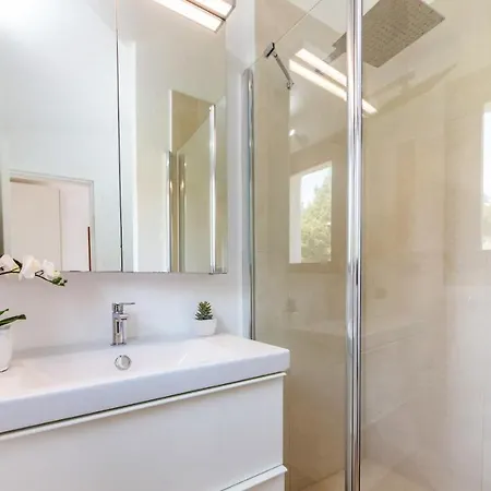 Lu Muntiggiu 12, Emma *