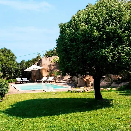 Villa Lu Muntiggiu 12, Emma Arzachena